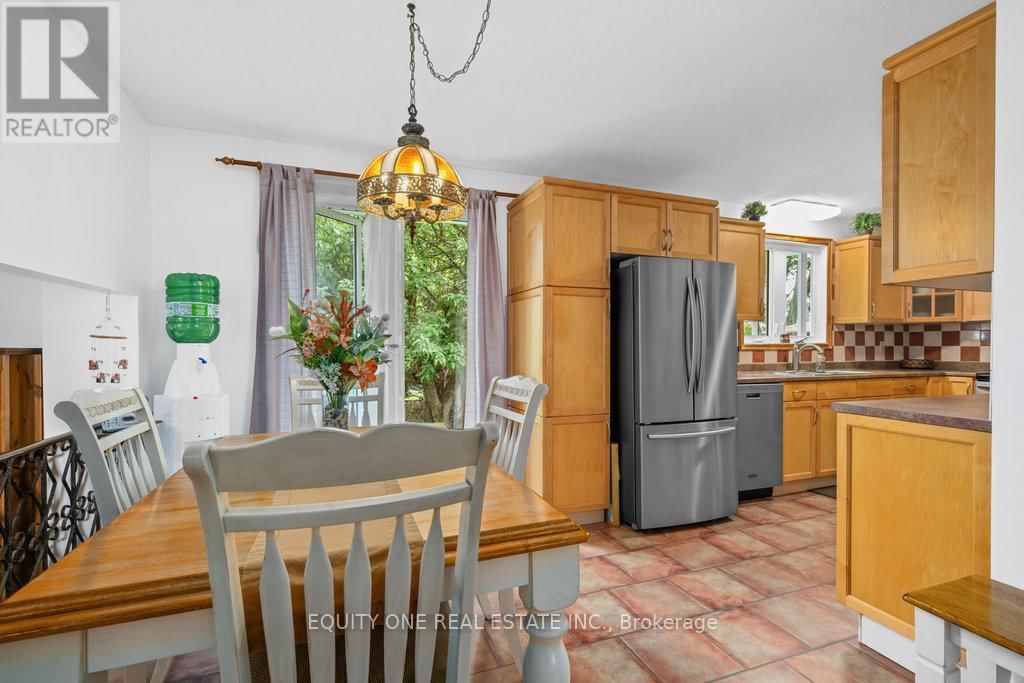 542 SIROIS AVENUE Image 15