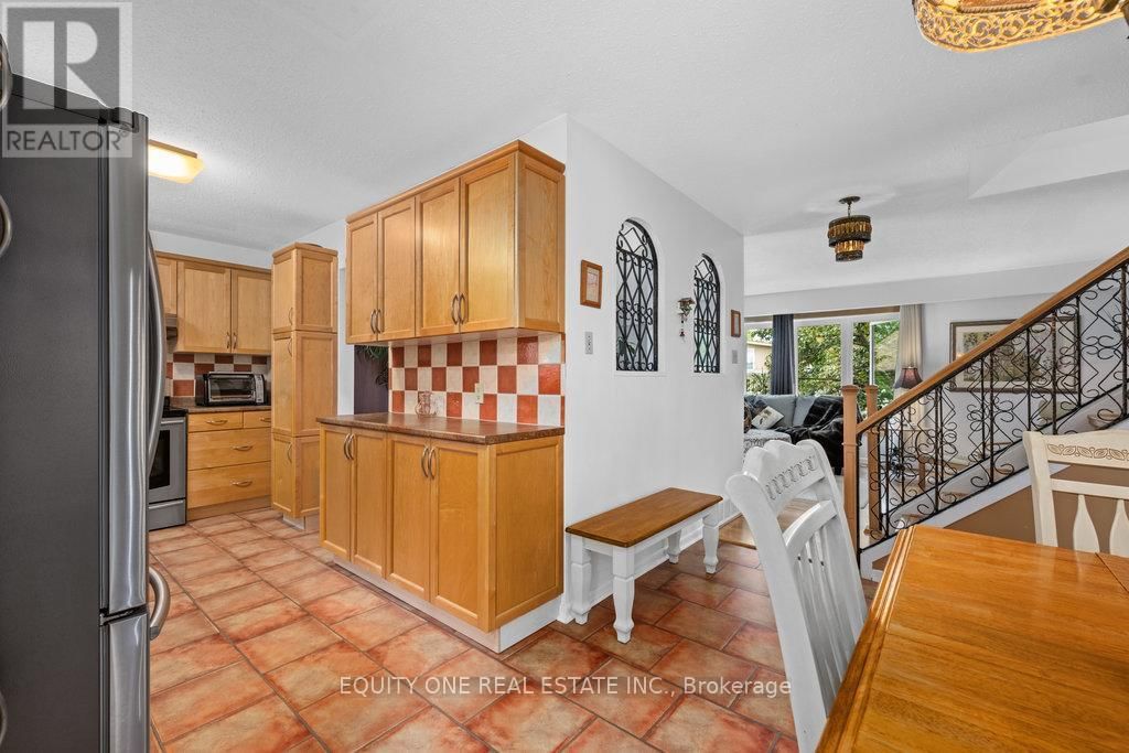 542 SIROIS AVENUE Image 16