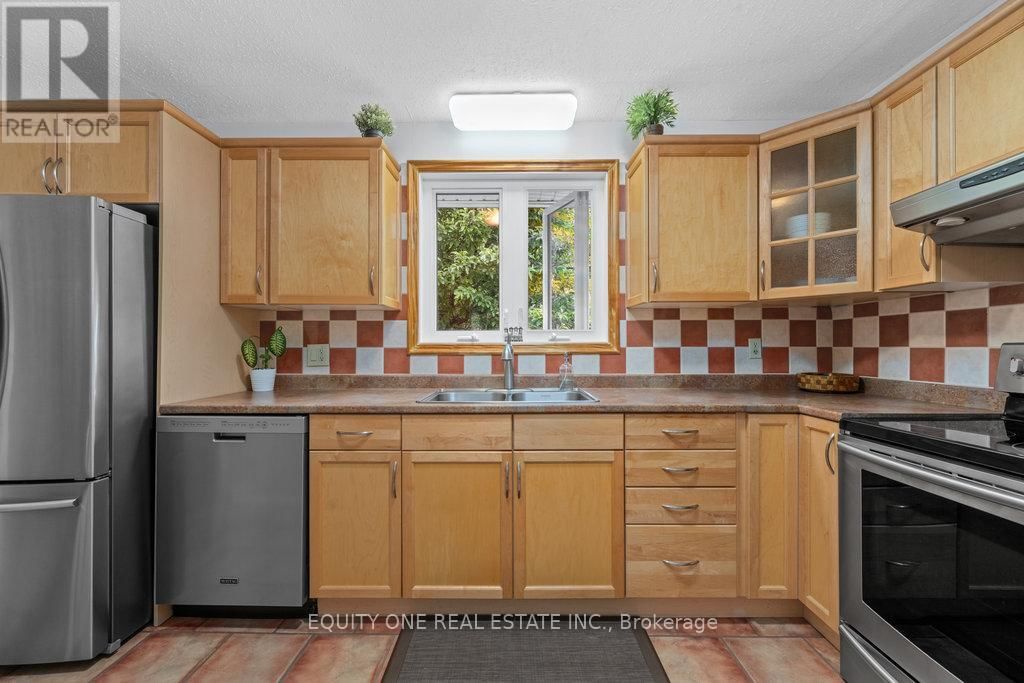 542 SIROIS AVENUE Image 19