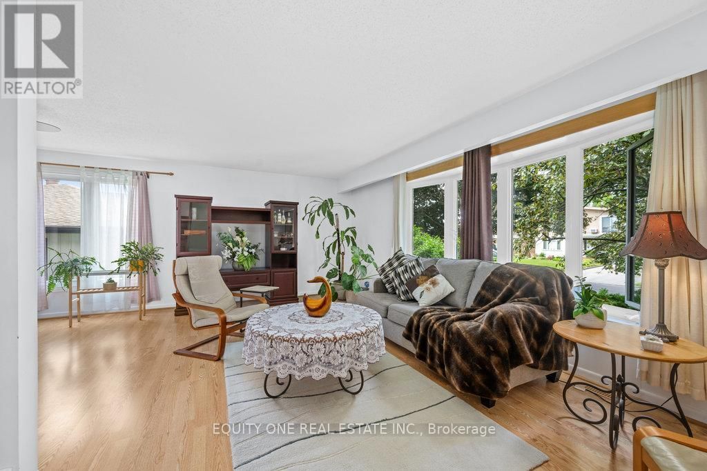542 SIROIS AVENUE Image 23