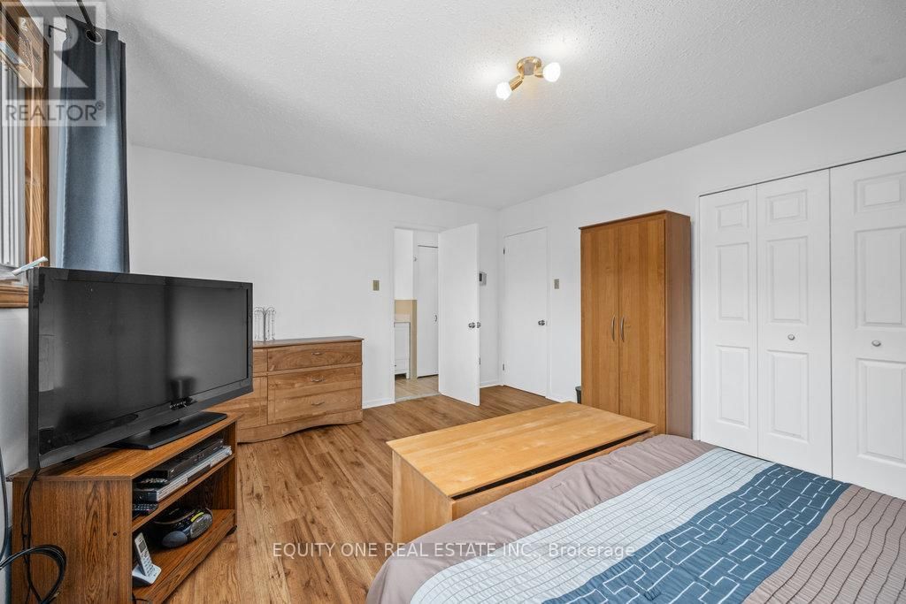 542 SIROIS AVENUE Image 31