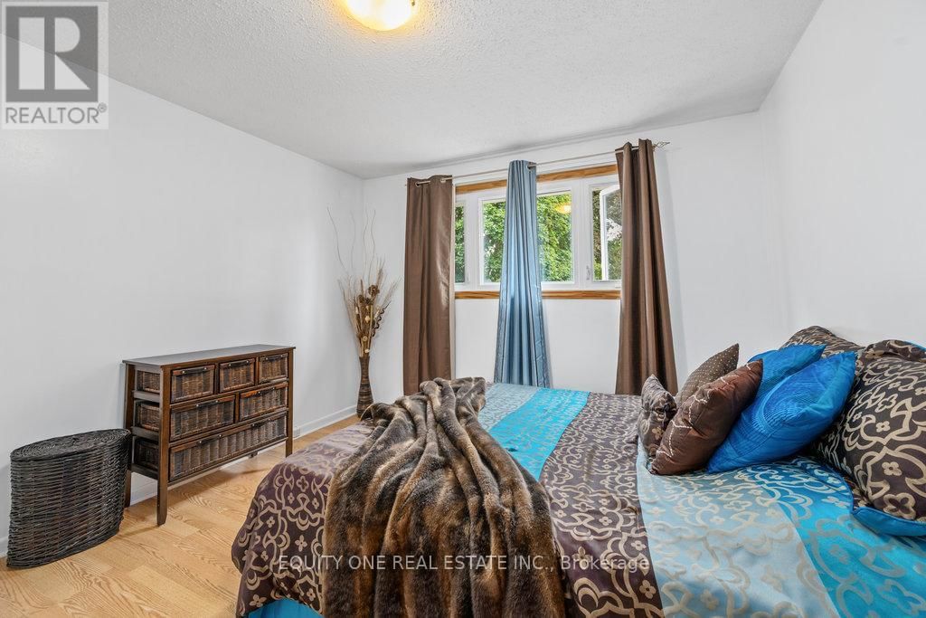 542 SIROIS AVENUE Image 35