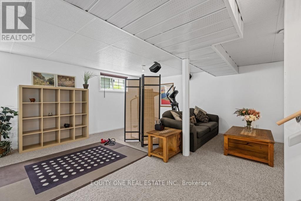 542 SIROIS AVENUE Image 42