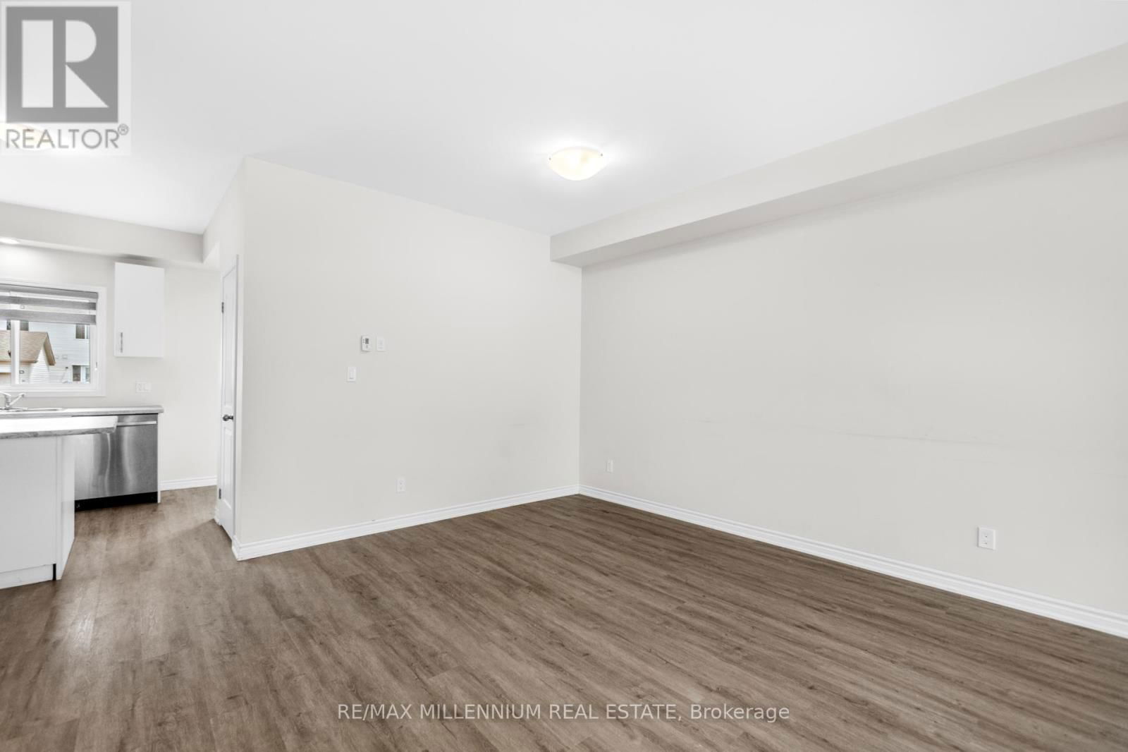 19 PERENACK AVENUE Image 12