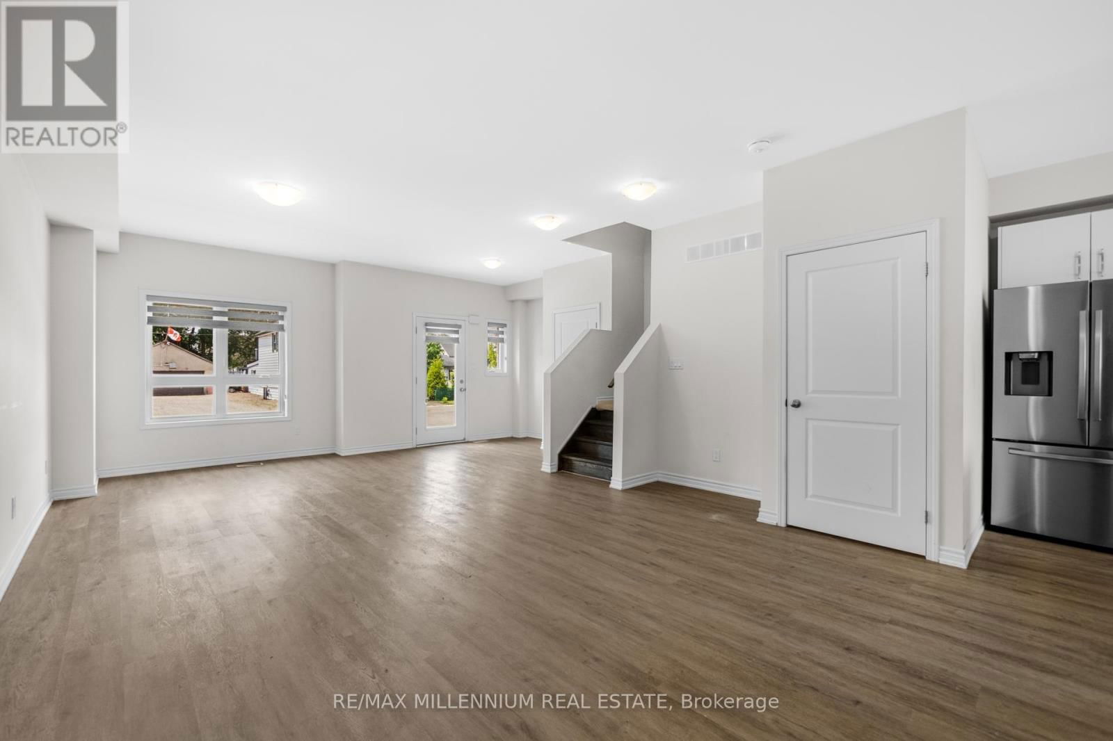 19 PERENACK AVENUE Image 14
