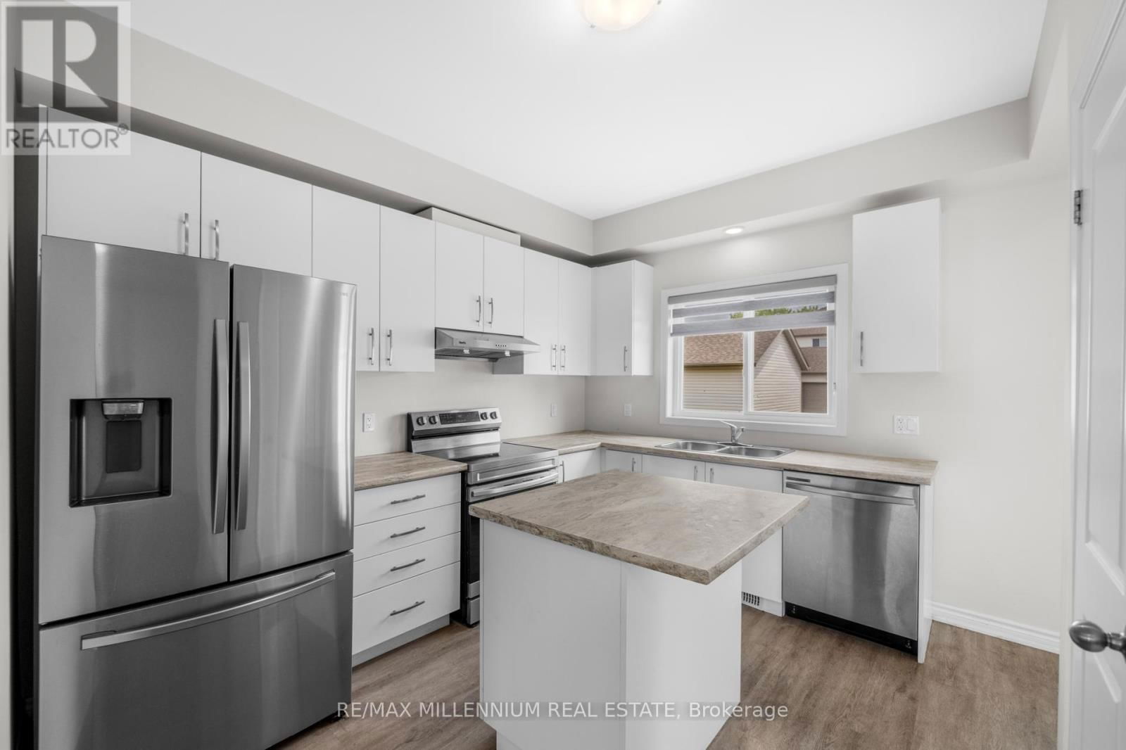 19 PERENACK AVENUE Image 15