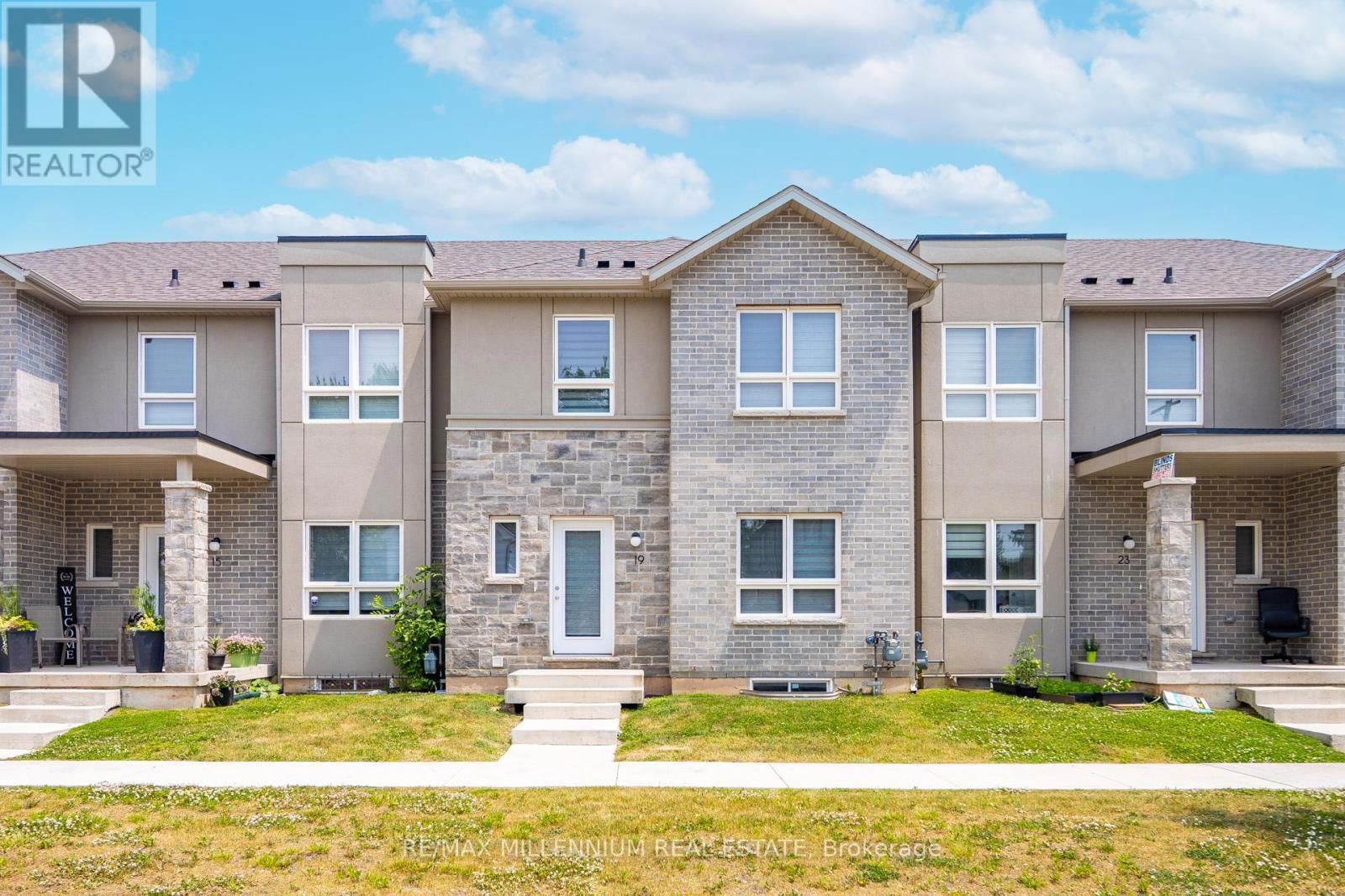 19 PERENACK AVENUE Image 2
