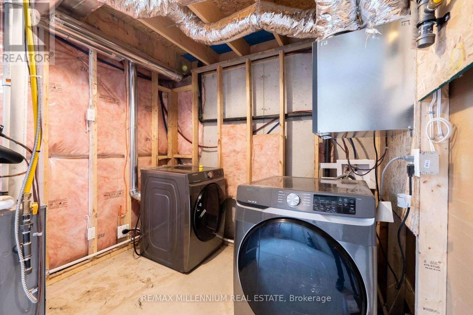 19 PERENACK AVENUE Image 40