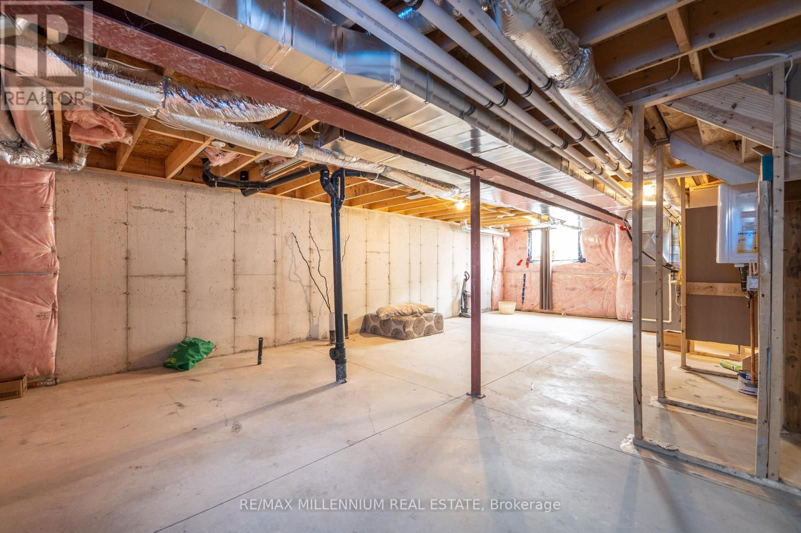19 PERENACK AVENUE Image 43