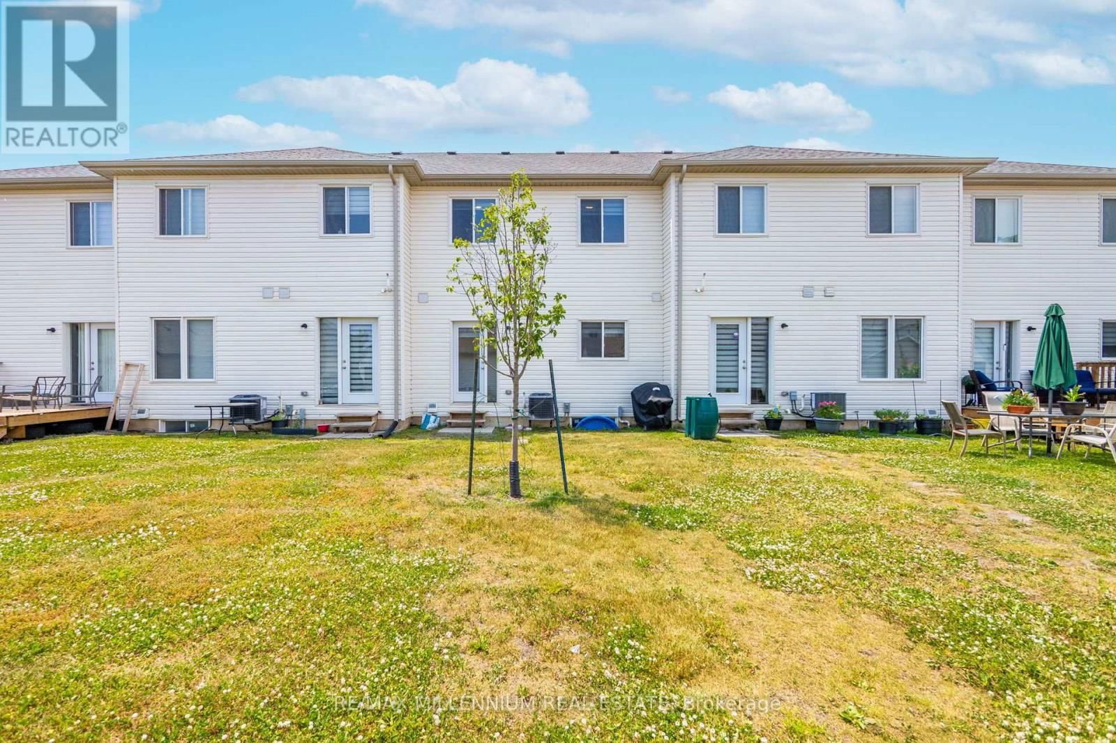 19 PERENACK AVENUE Image 47
