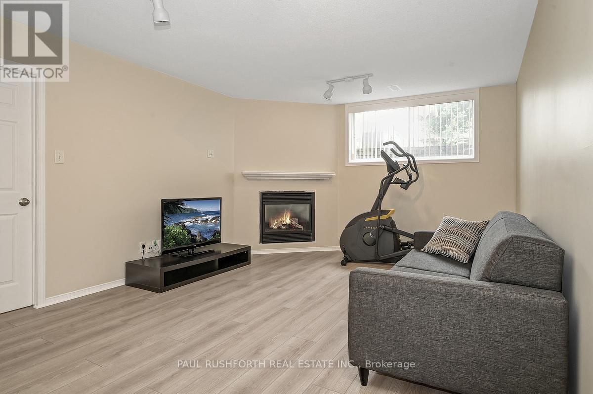 611 AQUAVIEW DRIVE Image 20