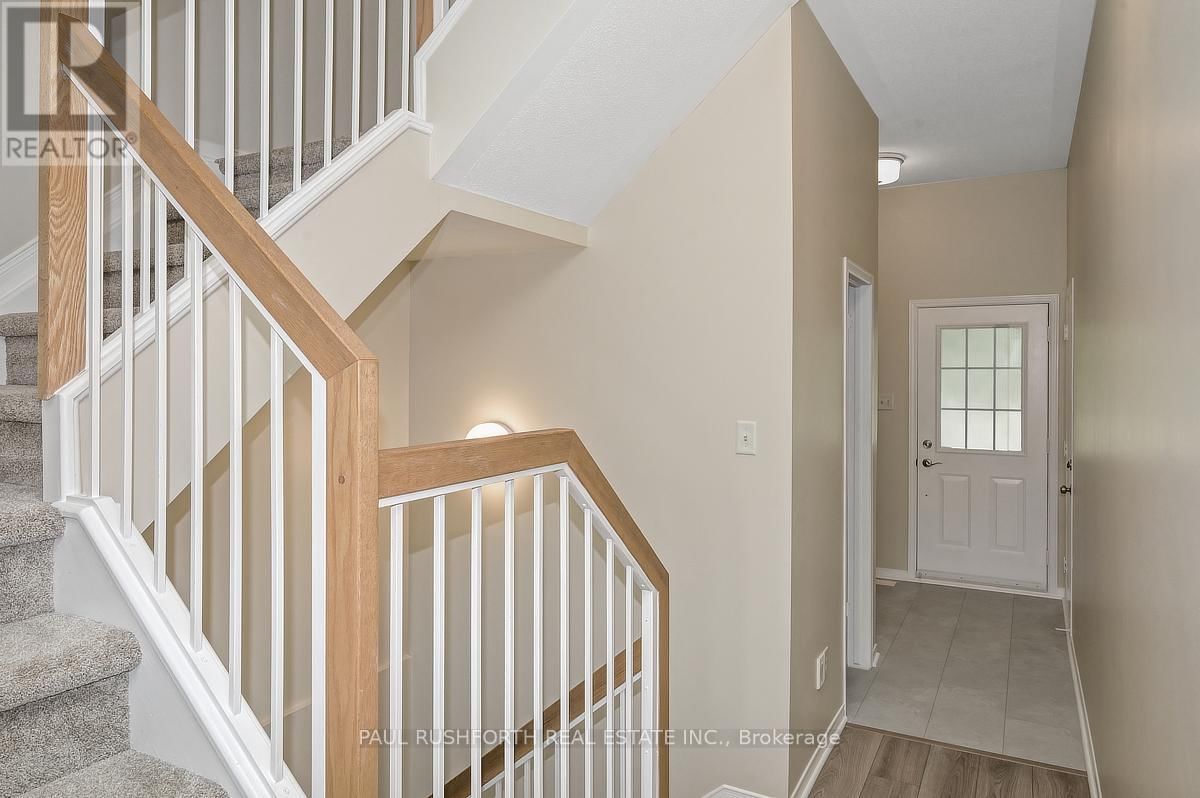 611 AQUAVIEW DRIVE Image 3
