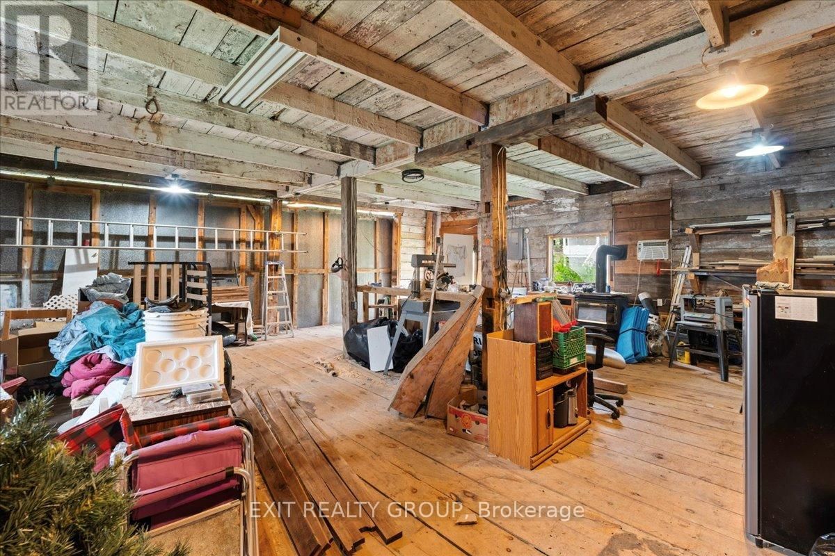101 DURHAM STREET SOUTH Image 31