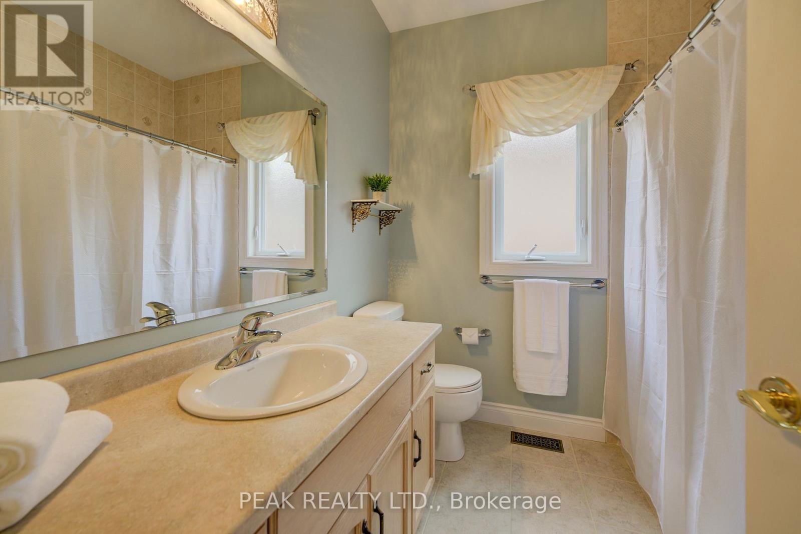26 ORCHARD WAY Image 28