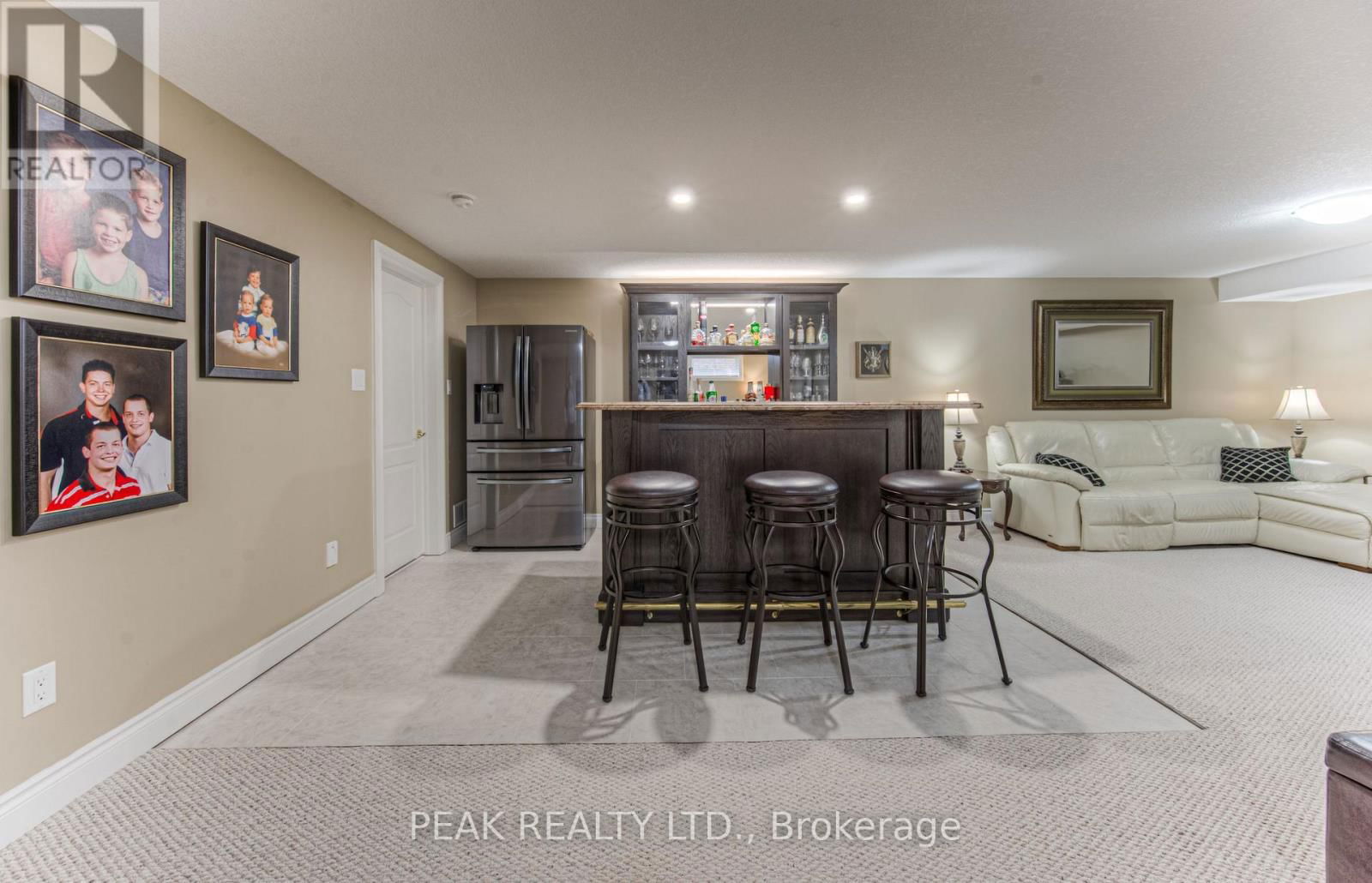 26 ORCHARD WAY Image 30