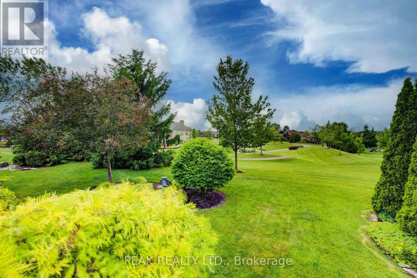 26 ORCHARD WAY Image 45