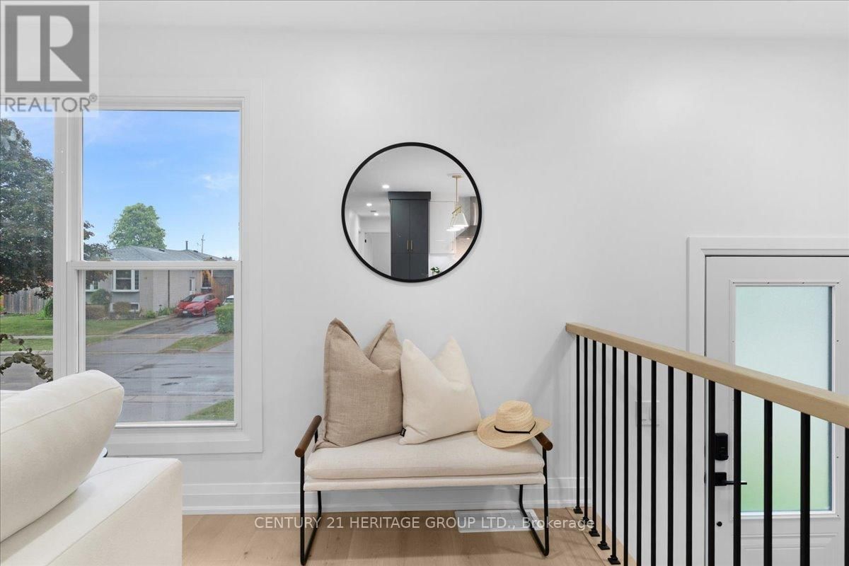 15 MELLENBY STREET Image 13