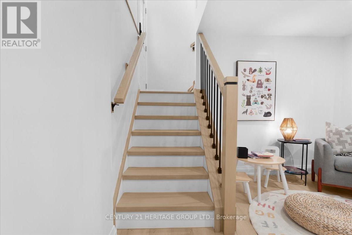 15 MELLENBY STREET Image 30