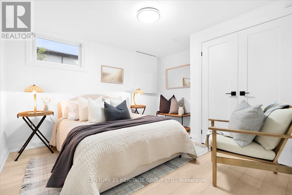 15 MELLENBY STREET Image 37
