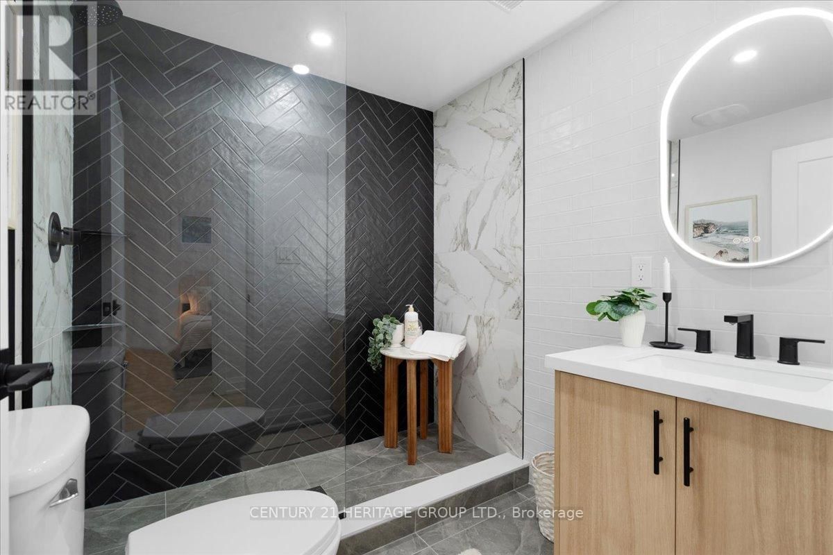 15 MELLENBY STREET Image 43
