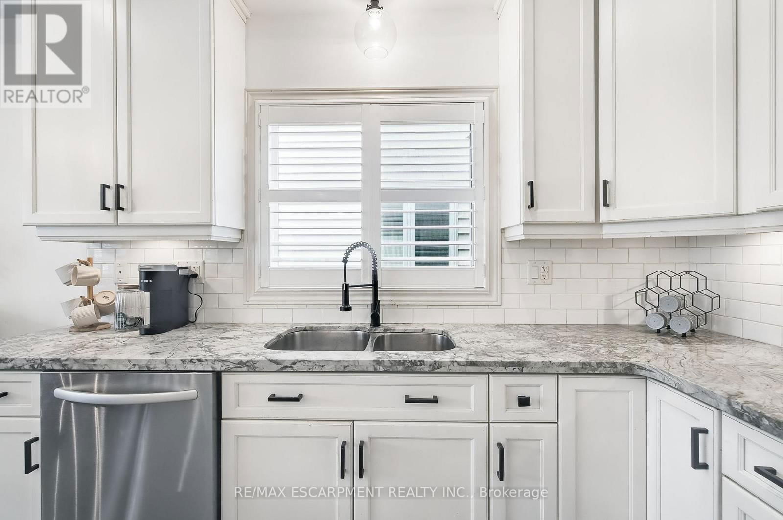 4884 ALLAN COURT Image 33