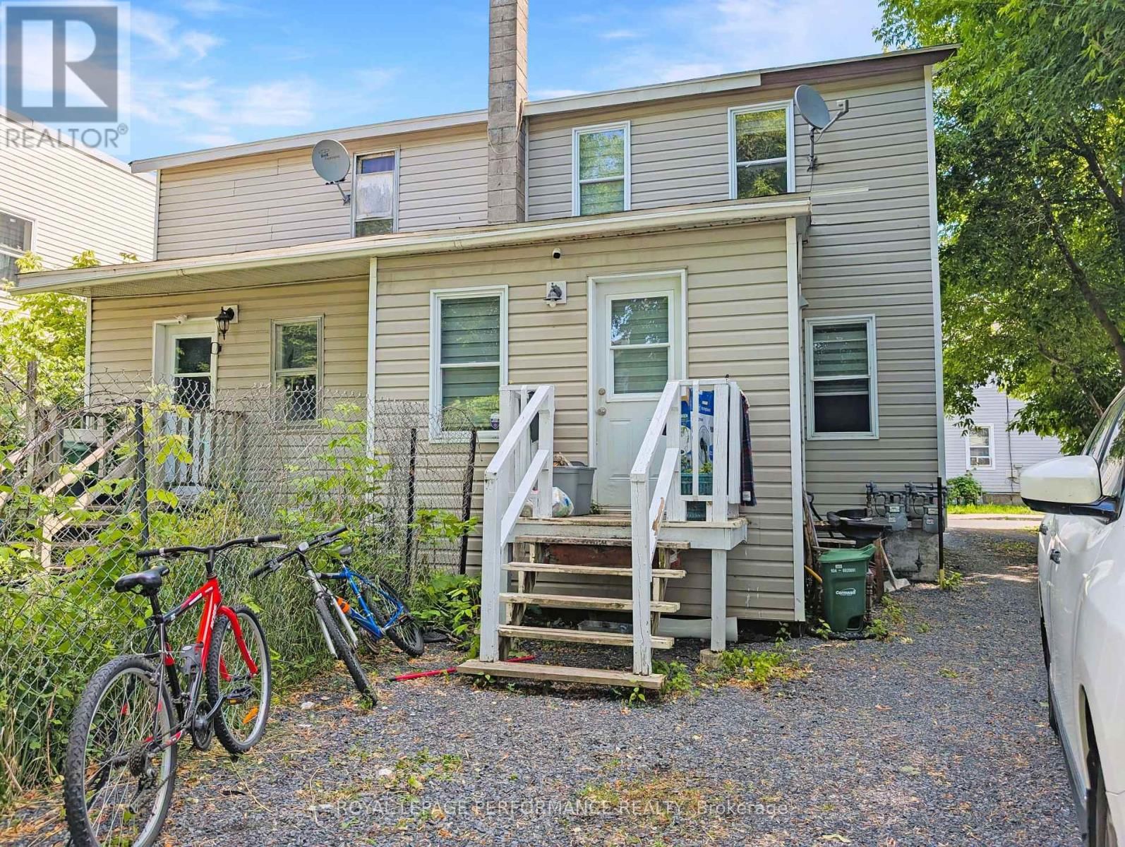 307-309 PRINCE ARTHUR STREET Image 5