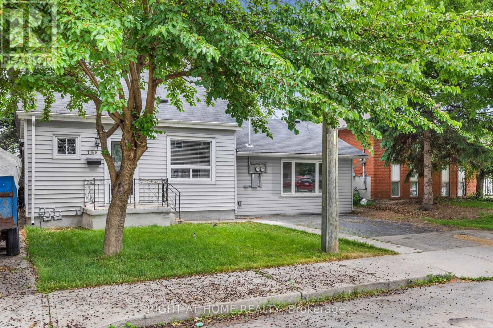 2 - 166 JULIAN AVENUE Image 20