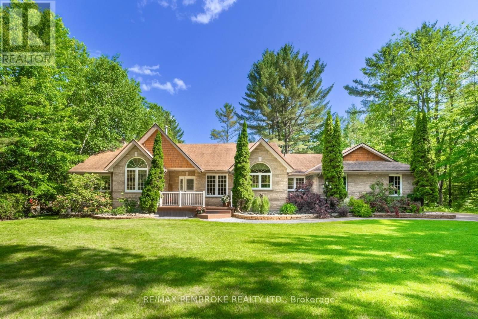 559 BLACK BAY ROAD Image 1