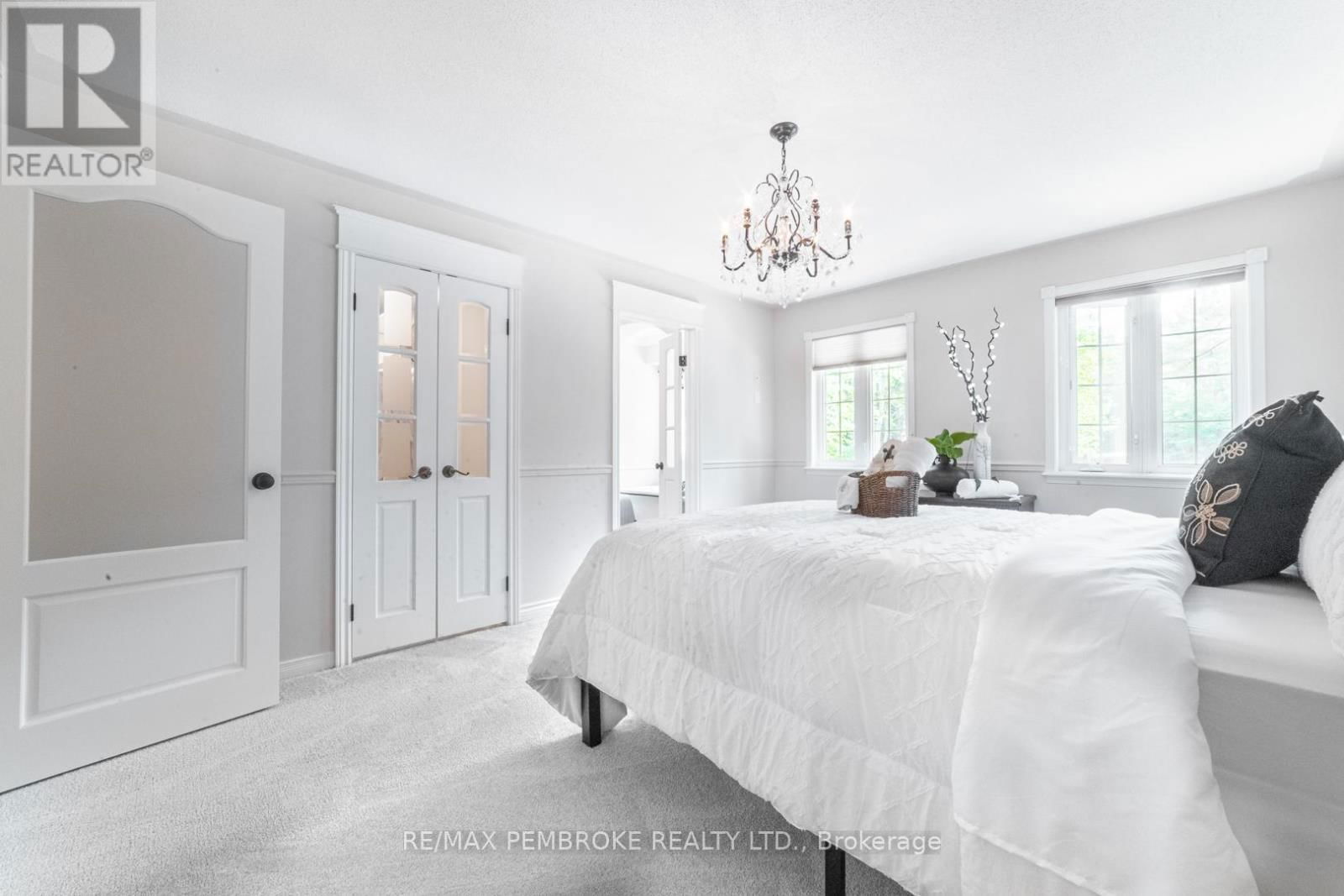 559 BLACK BAY ROAD Image 10