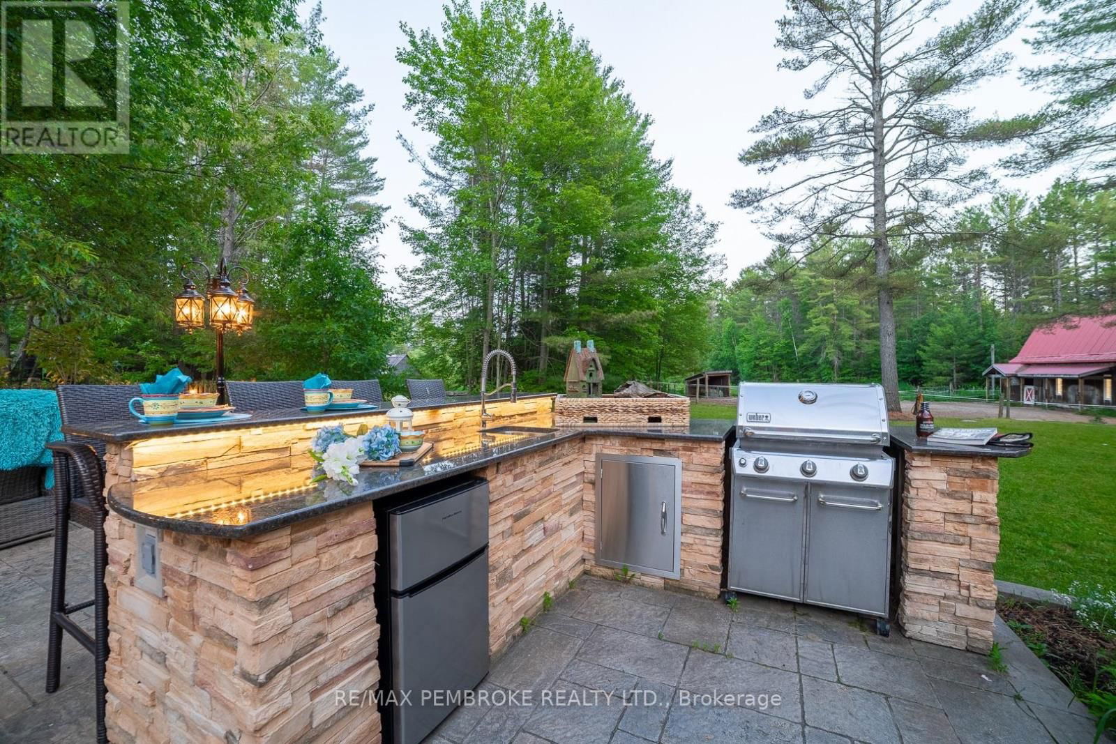 559 BLACK BAY ROAD Image 37