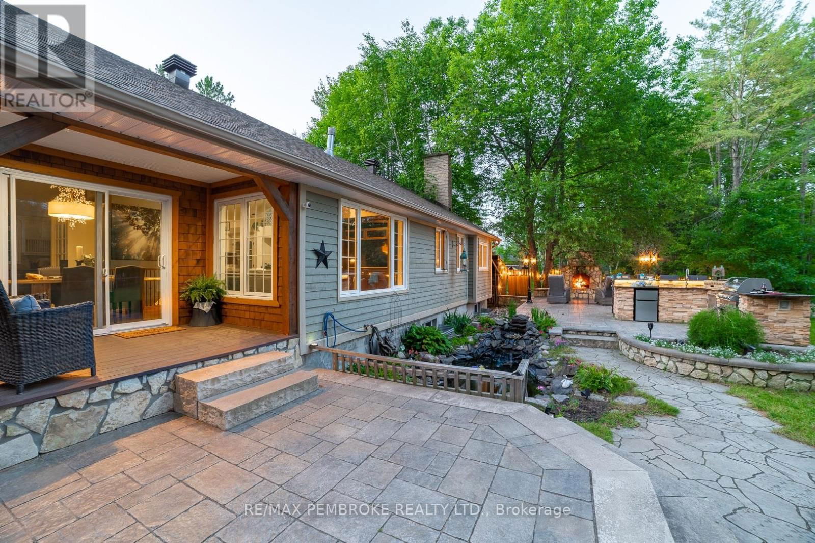 559 BLACK BAY ROAD Image 38