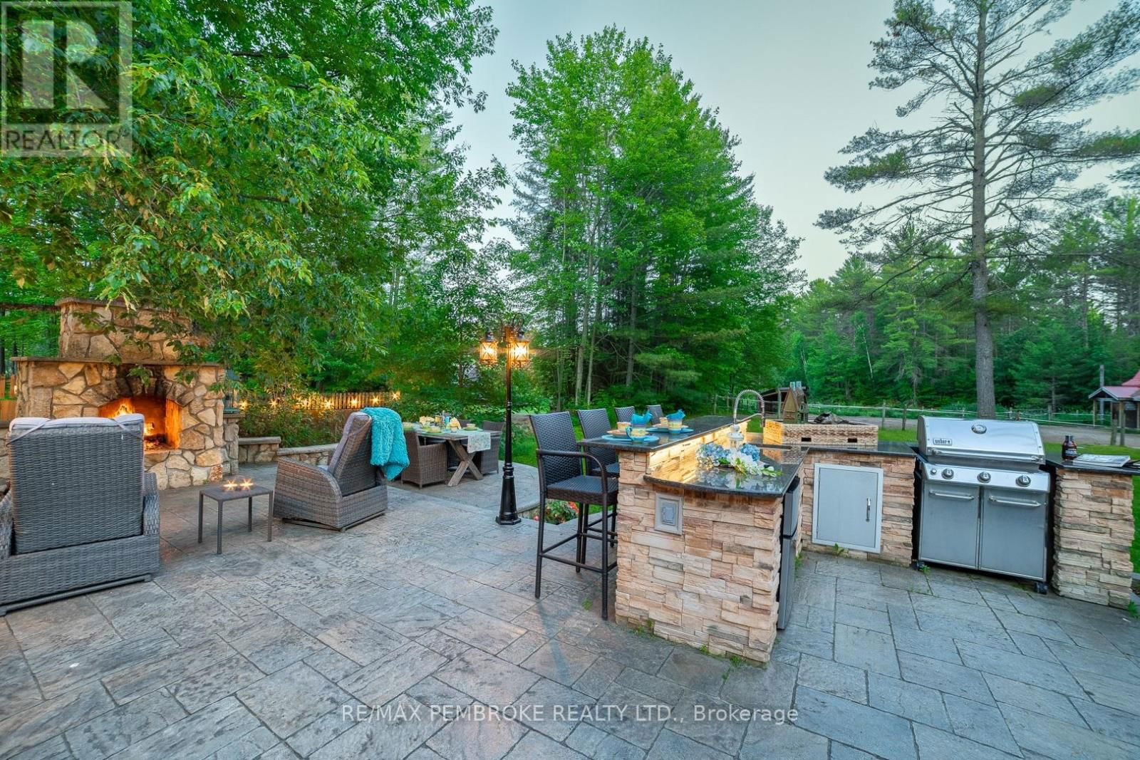 559 BLACK BAY ROAD Image 39