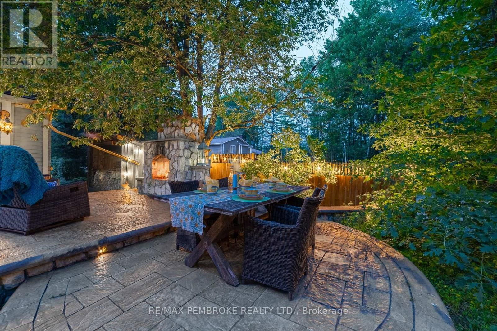 559 BLACK BAY ROAD Image 45