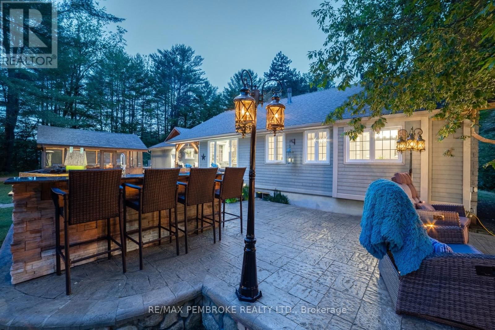 559 BLACK BAY ROAD Image 46