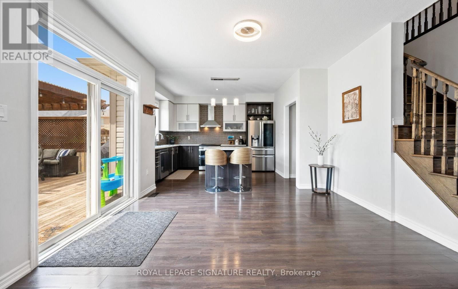 132 WARNER LANE Image 10