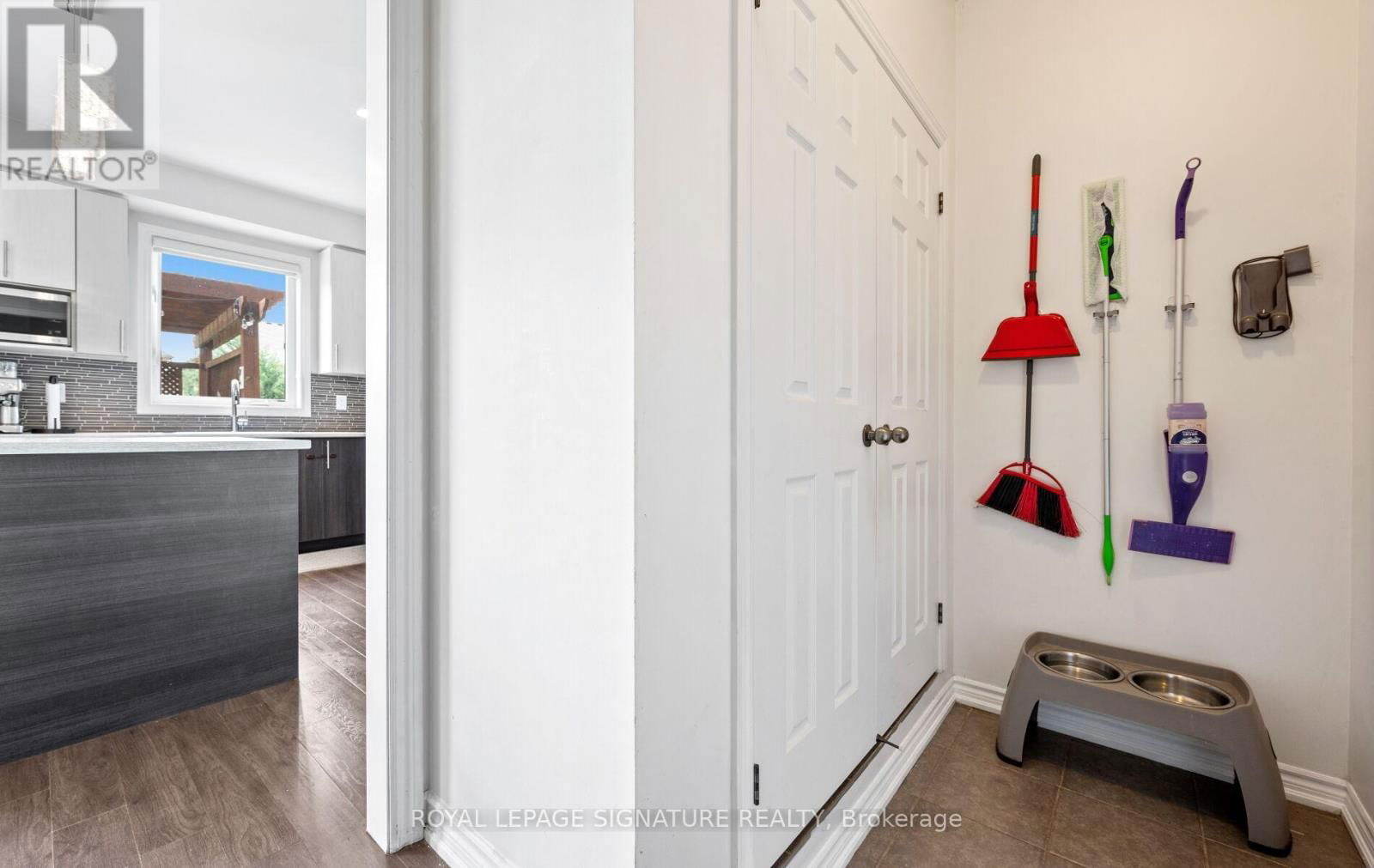 132 WARNER LANE Image 14