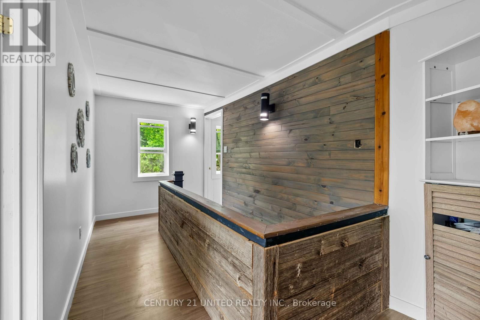8 LIBRARY ROAD Image 16