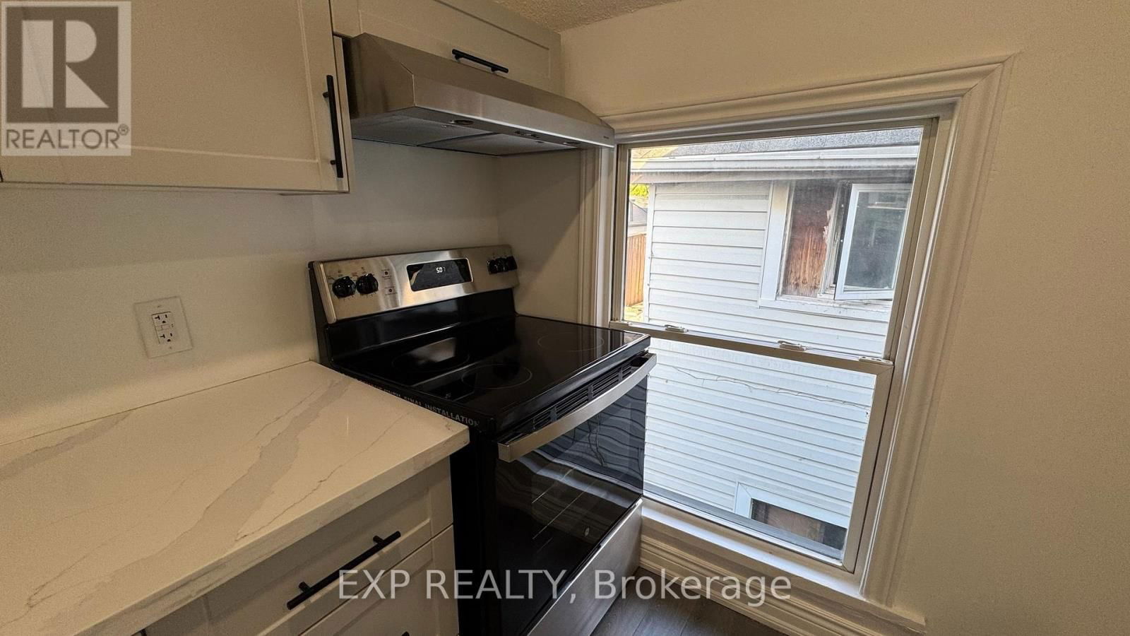 2 - 425 CANNON STREET EAST Image 18