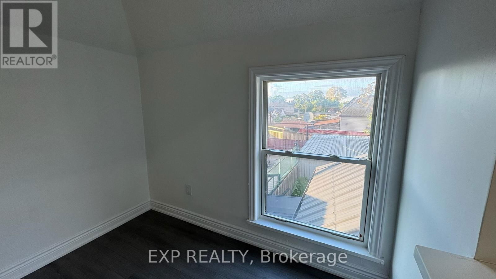 2 - 425 CANNON STREET EAST Image 23