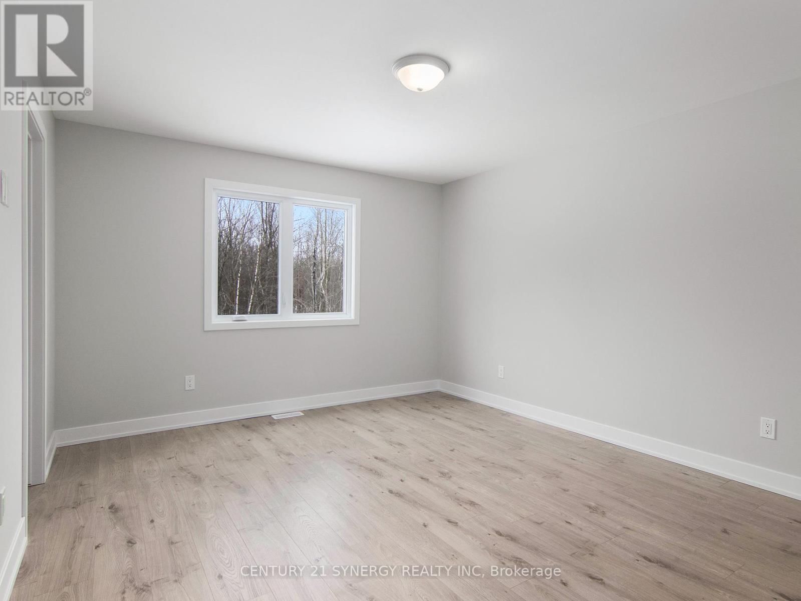 51 CHATEAUGUAY STREET Image 19