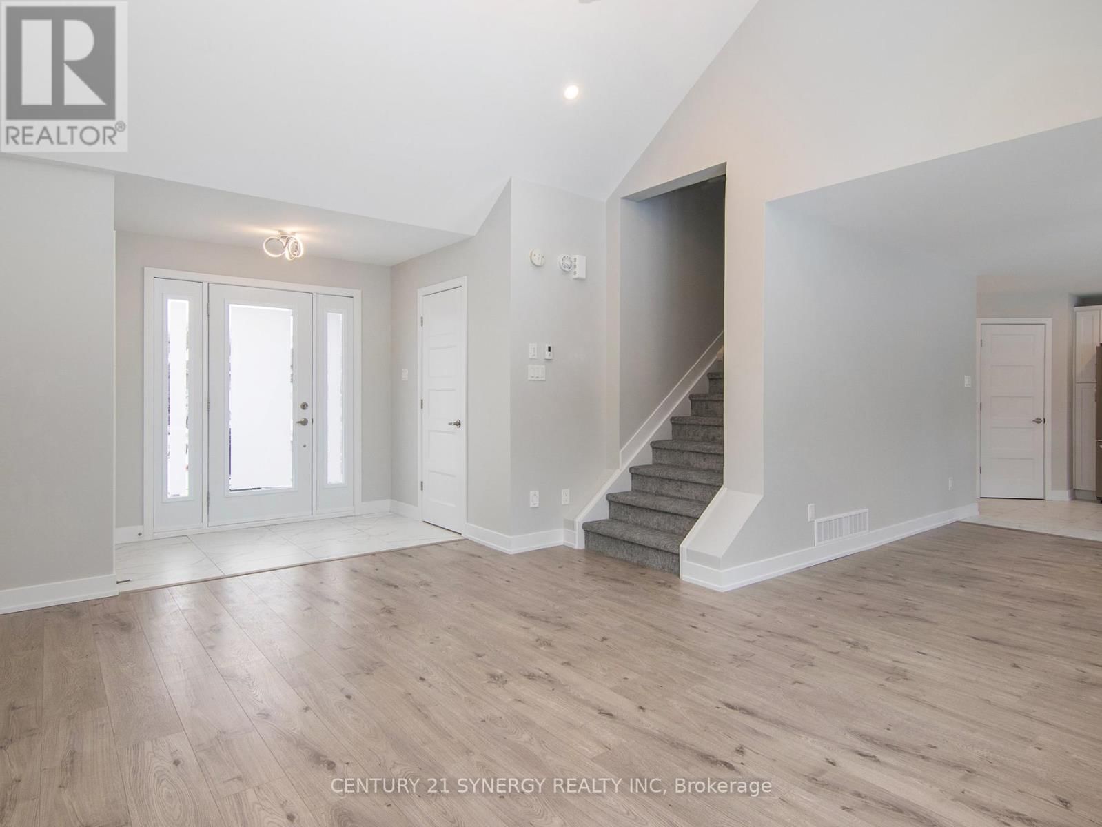 51 CHATEAUGUAY STREET Image 3