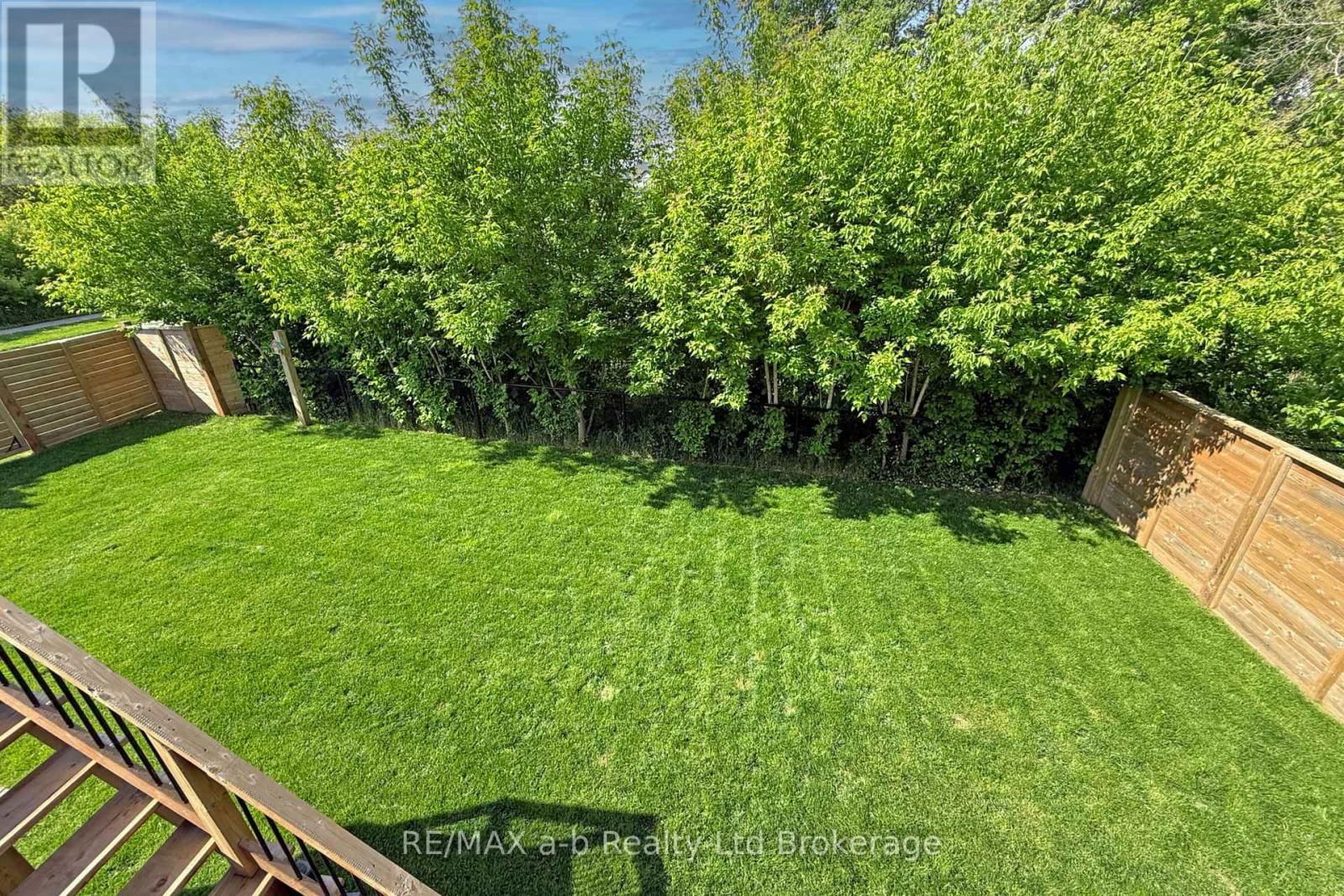 255 WEDGEWOOD DRIVE Image 44