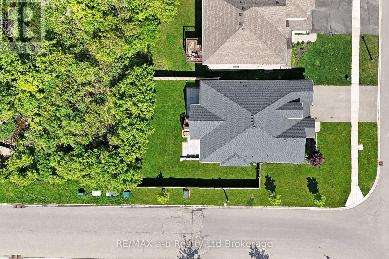 255 WEDGEWOOD DRIVE Image 5