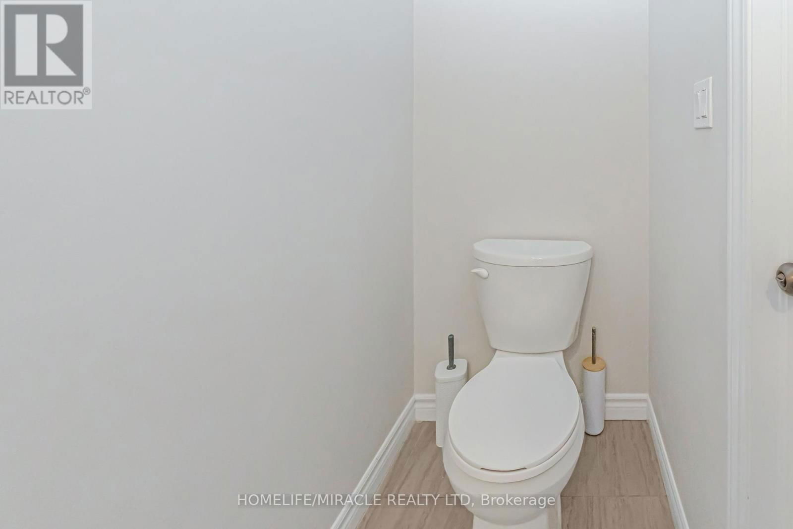 24 SASS CRESCENT Image 20