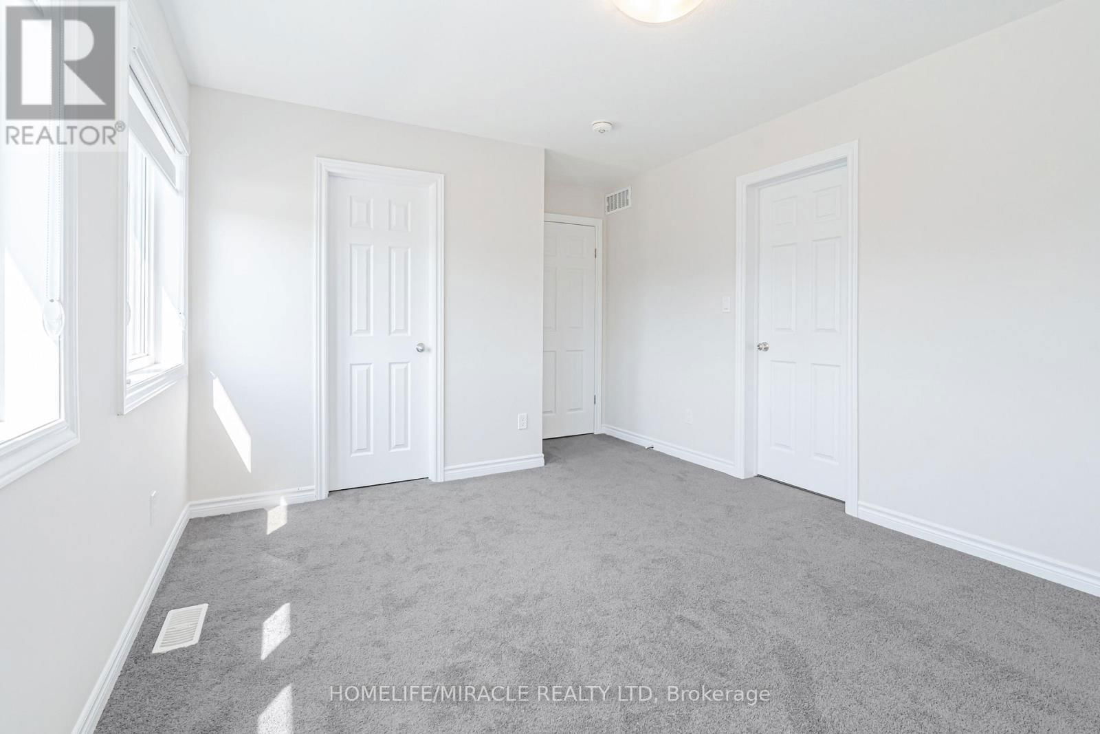 24 SASS CRESCENT Image 34