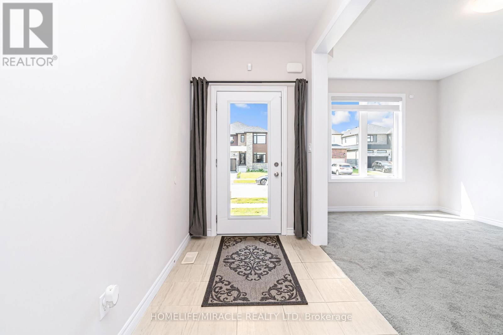 24 SASS CRESCENT Image 4