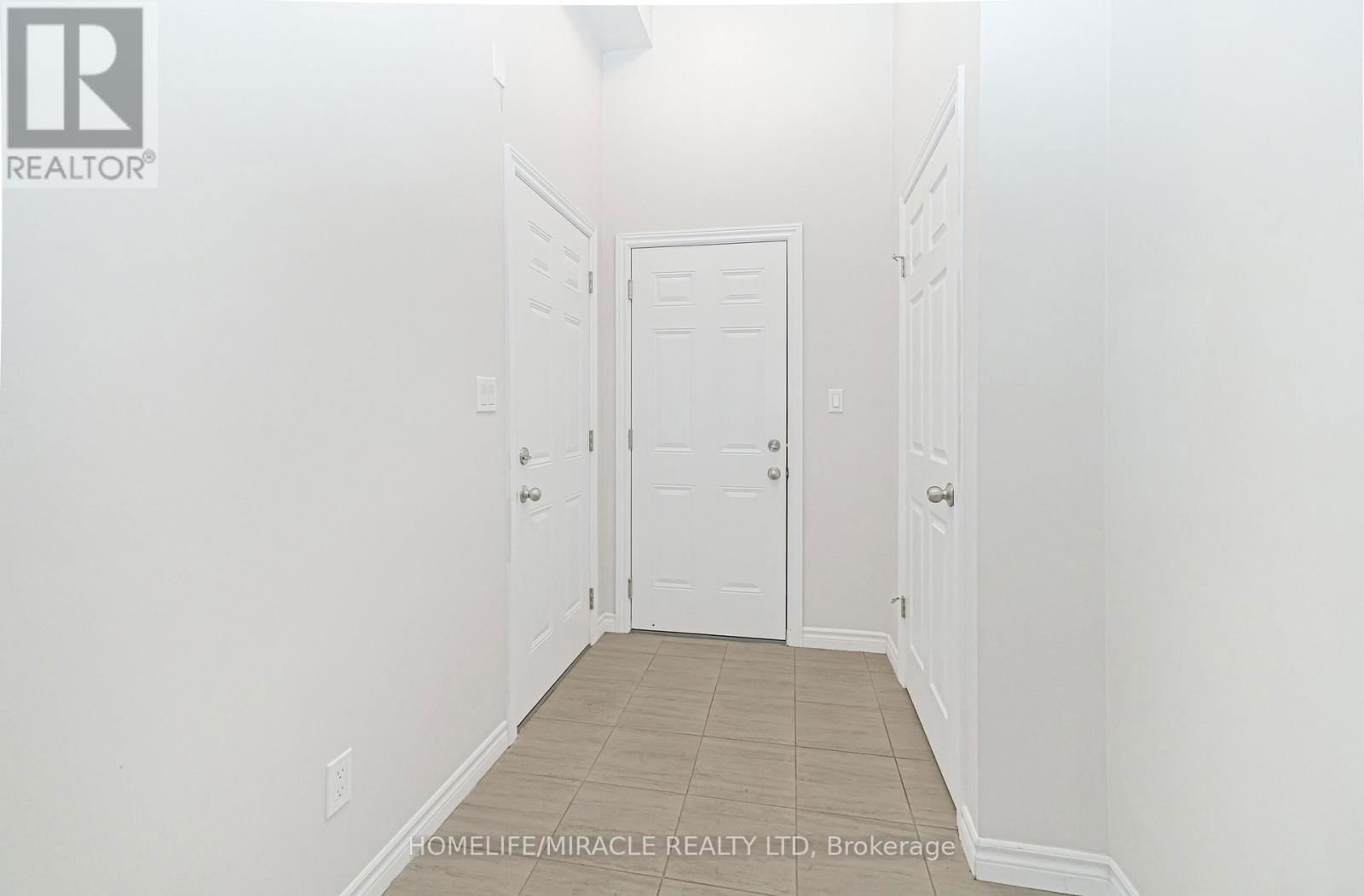 24 SASS CRESCENT Image 42