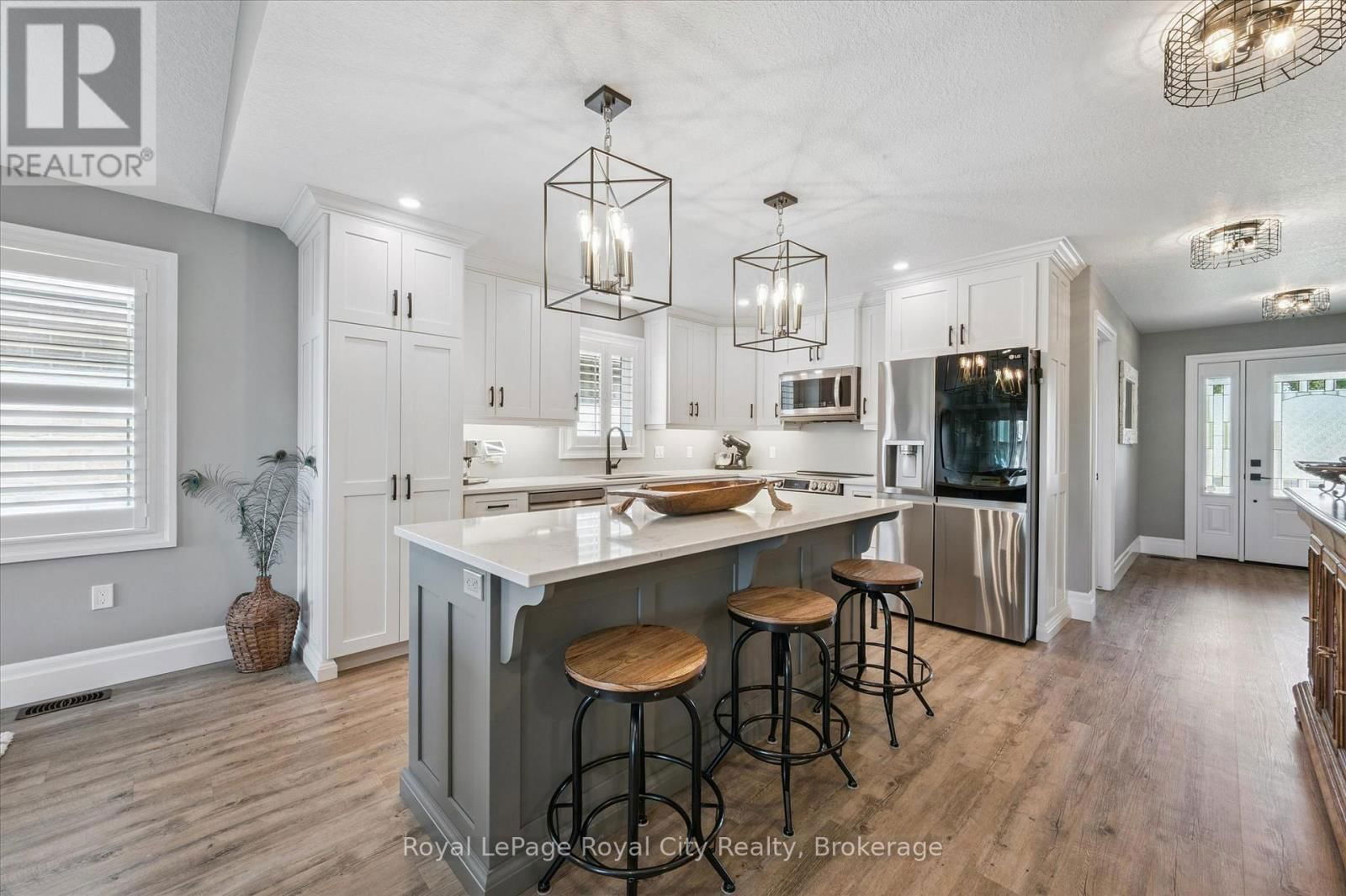 20 WINCHESTER CRESCENT Image 6