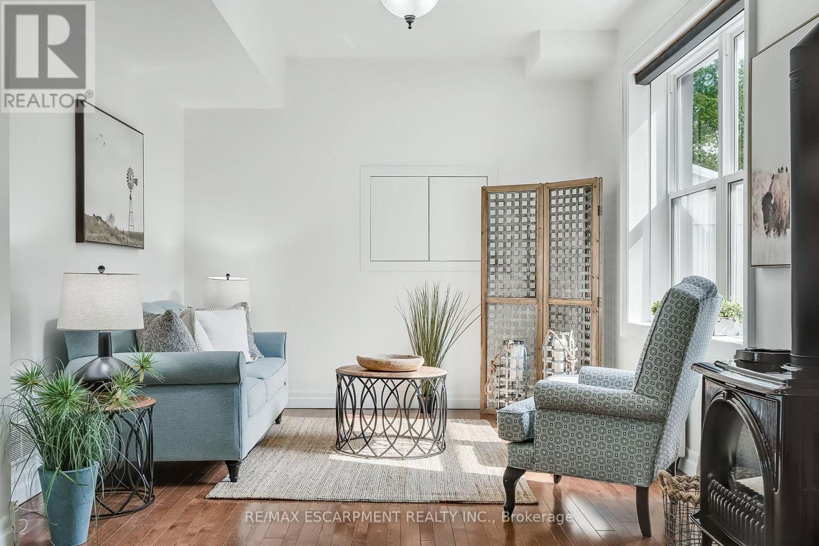 483 HARVEST ROAD Image 12