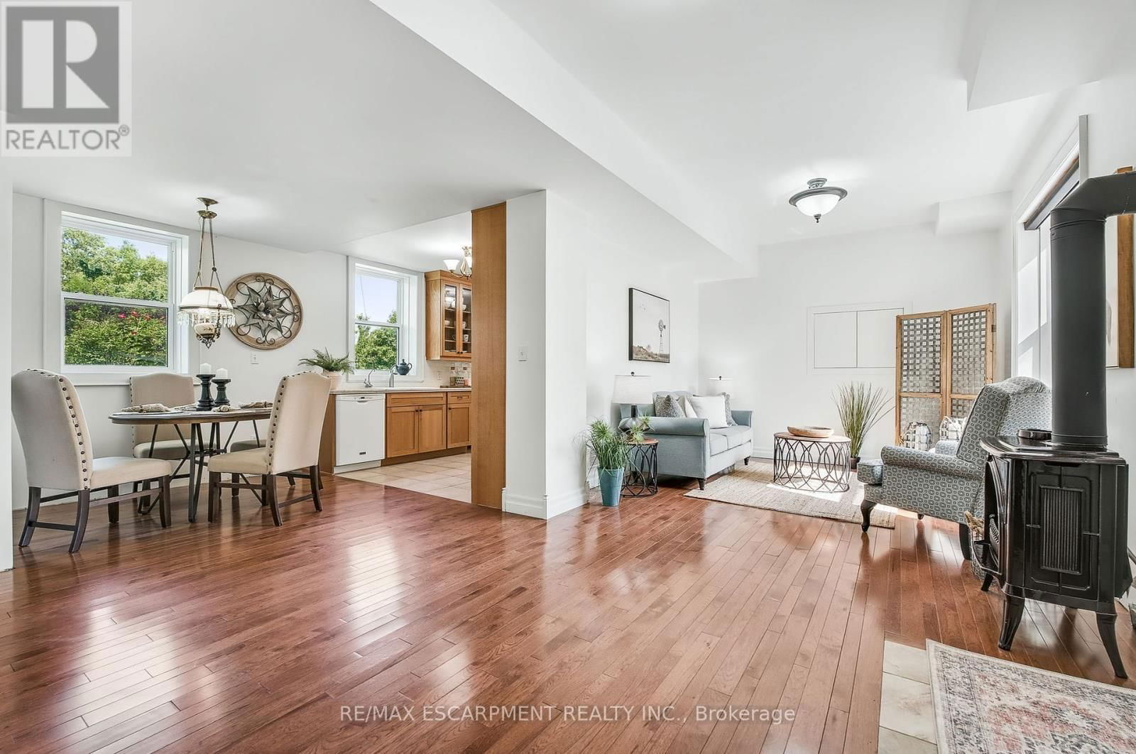483 HARVEST ROAD Image 13